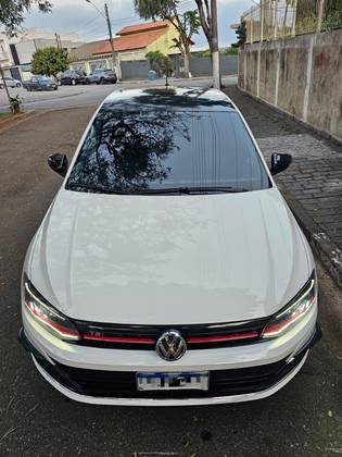 VOLKSWAGEN POLO 1.0 200 TSI HIGHLINE AUTOMÁTICO